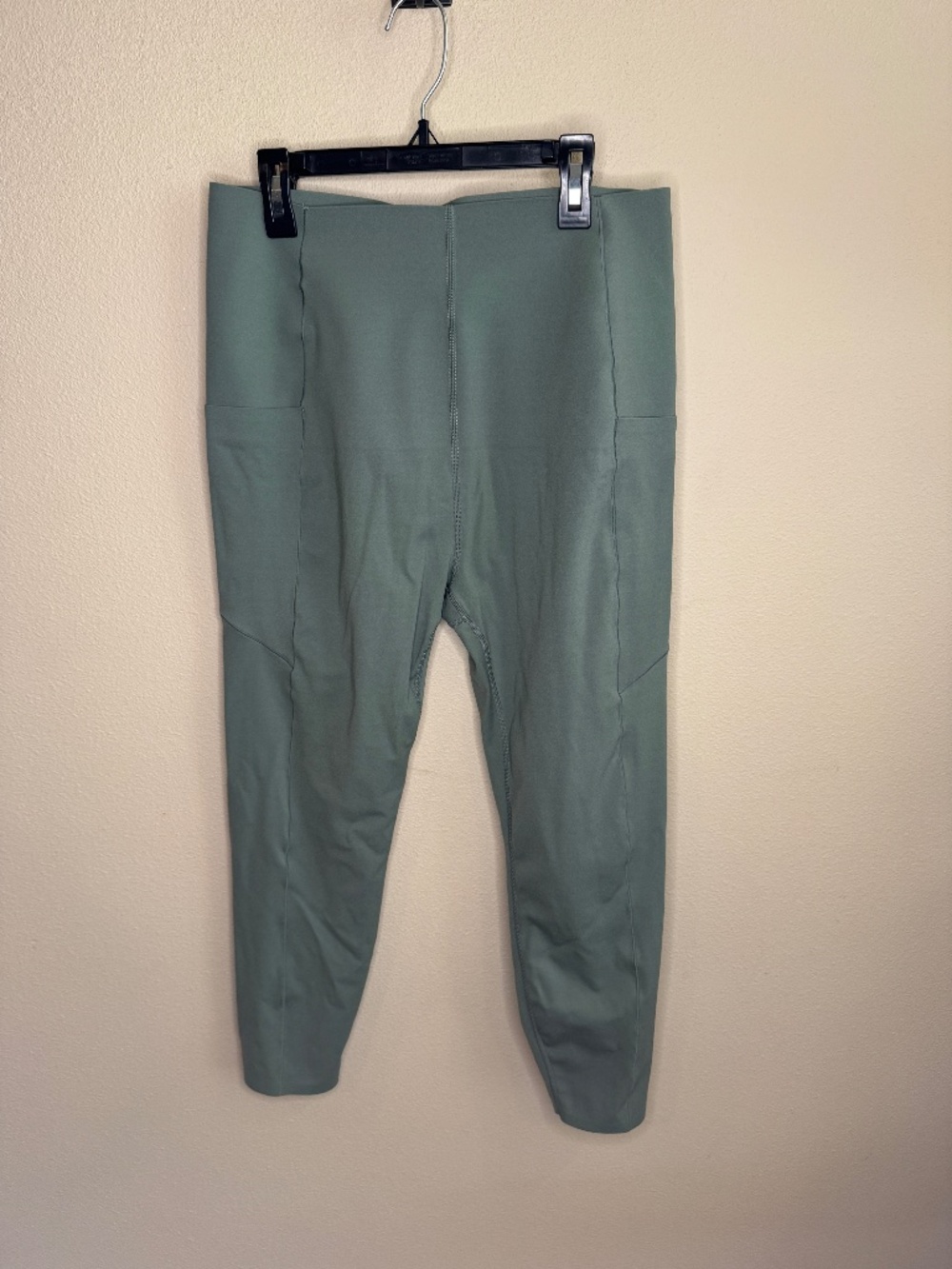 Sweaty Betty Power 7/8 Contour Leggings 23" inseam, XL, sage green